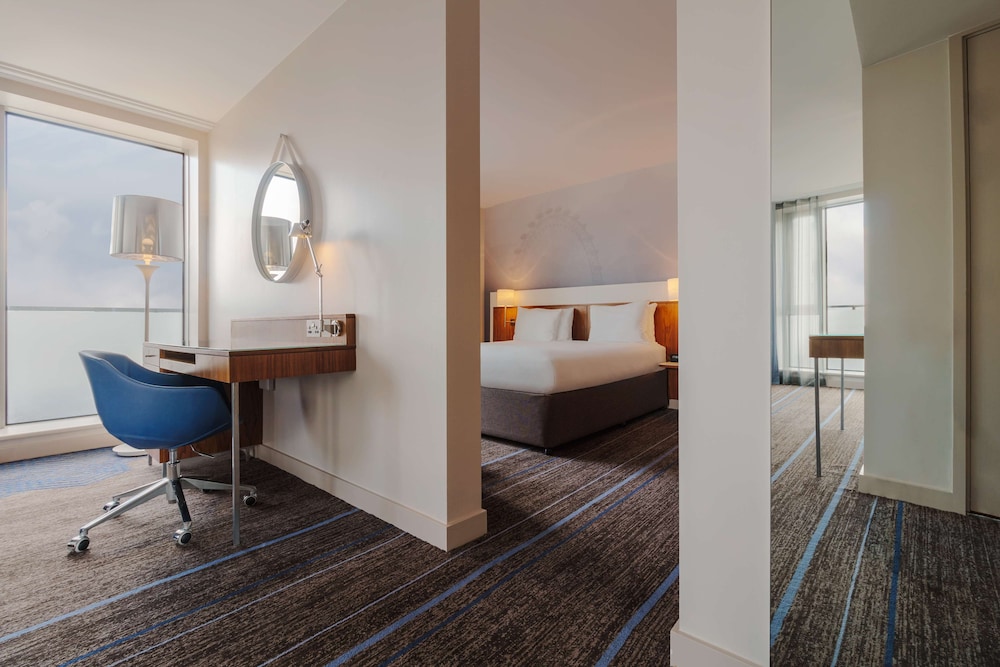 Doubletree By Hilton London Tower Of London 25/67