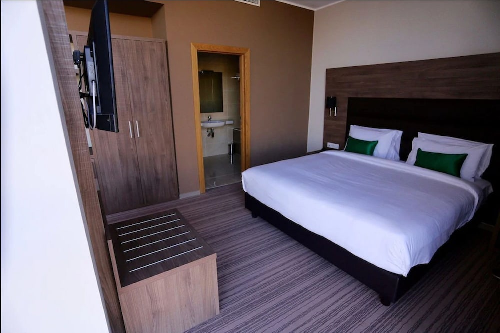 Le Zenith Hotel Oran 17/62