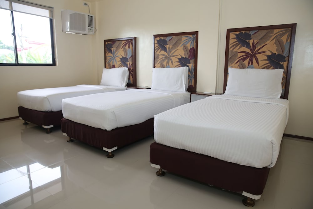 Eon Centennial Resort Hotel & Waterpark 12/28