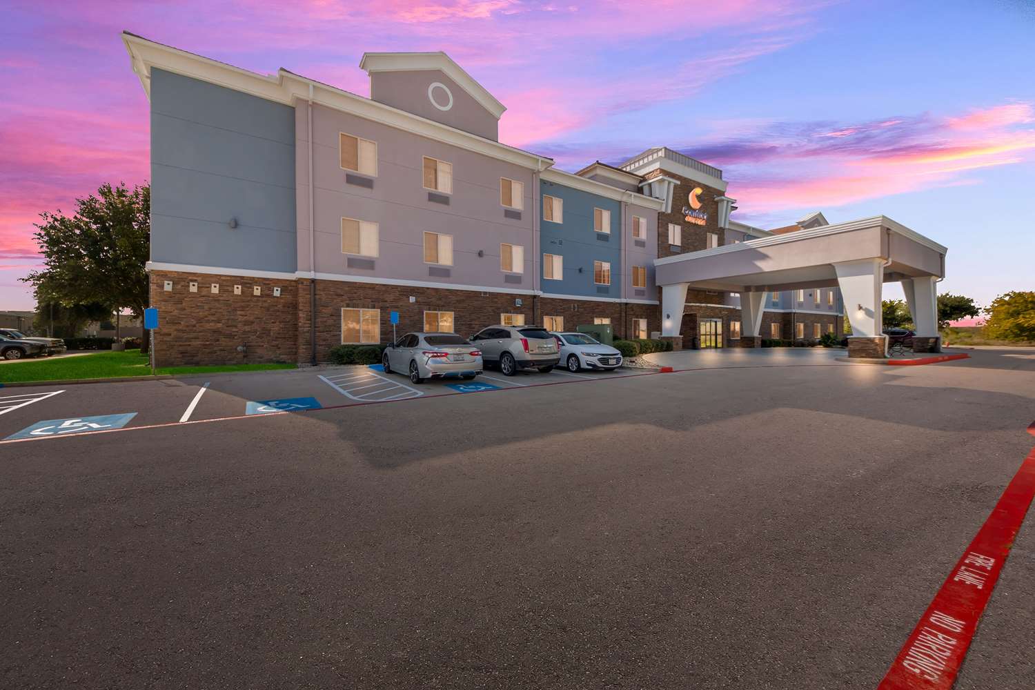 Comfort Suites Bastrop 35/36