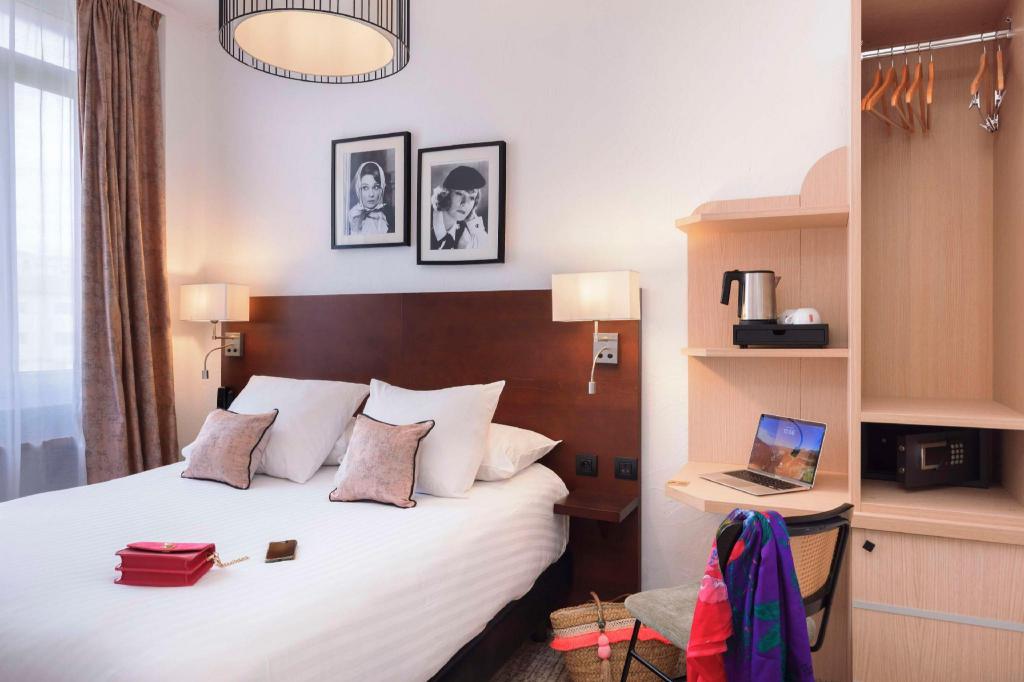 Superior, 1 Double and 1 Single Bed, Terrace