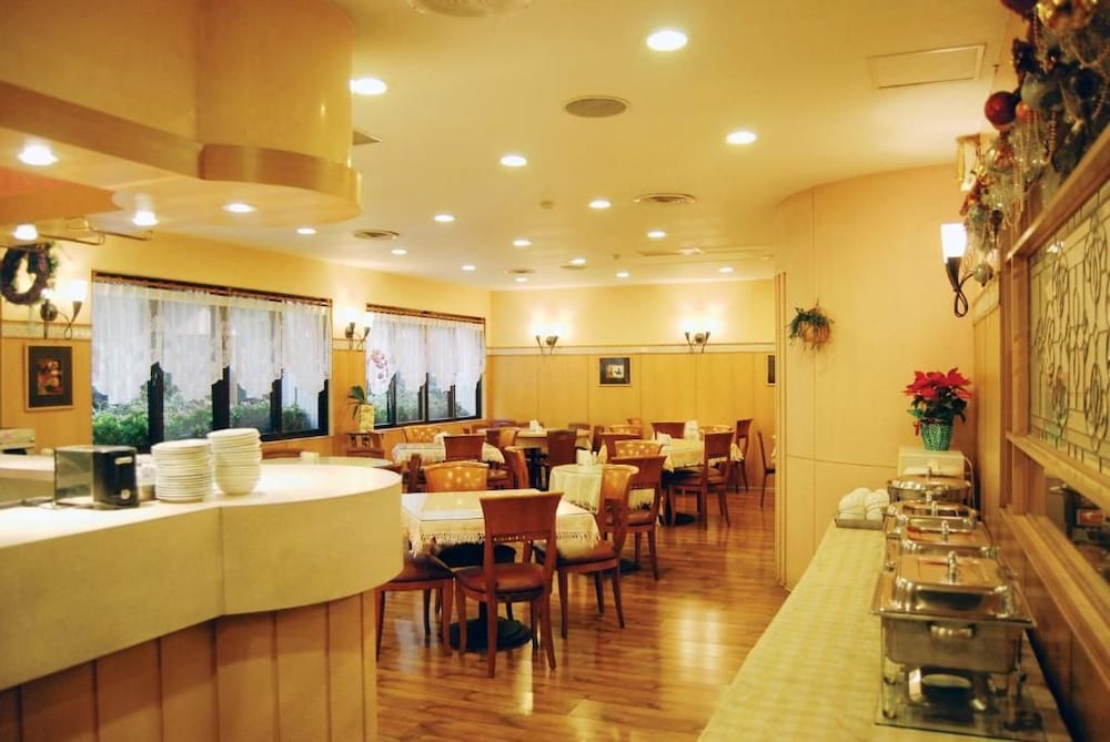 Ardi Hotel 37/45