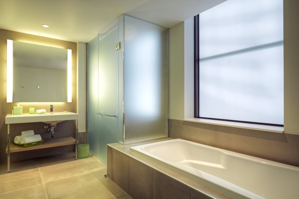 Hyatt Centric The Loop Chicago 27/79
