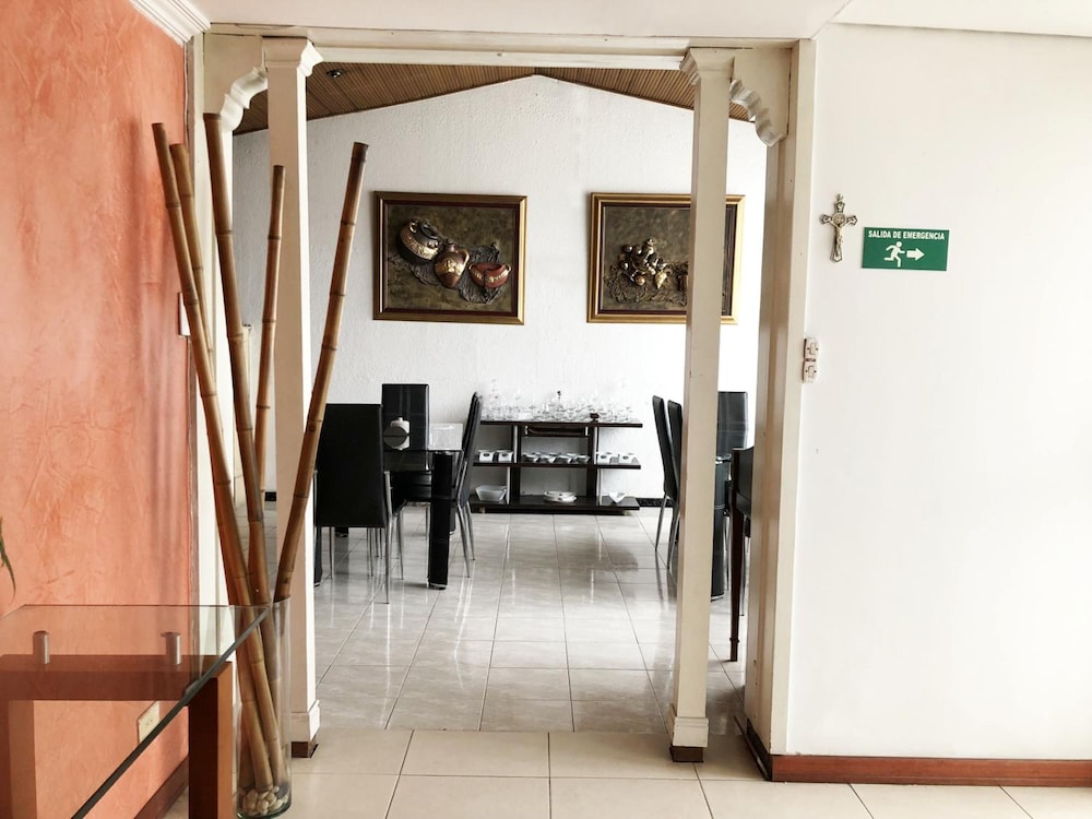 Ayenda Calle 112 1050 20/28