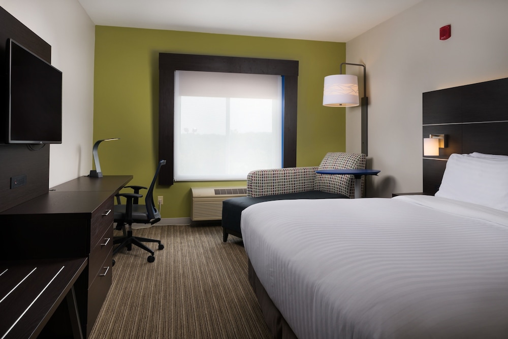 Holiday Inn Express Hotel And Suites Independence Kansas City 14/43