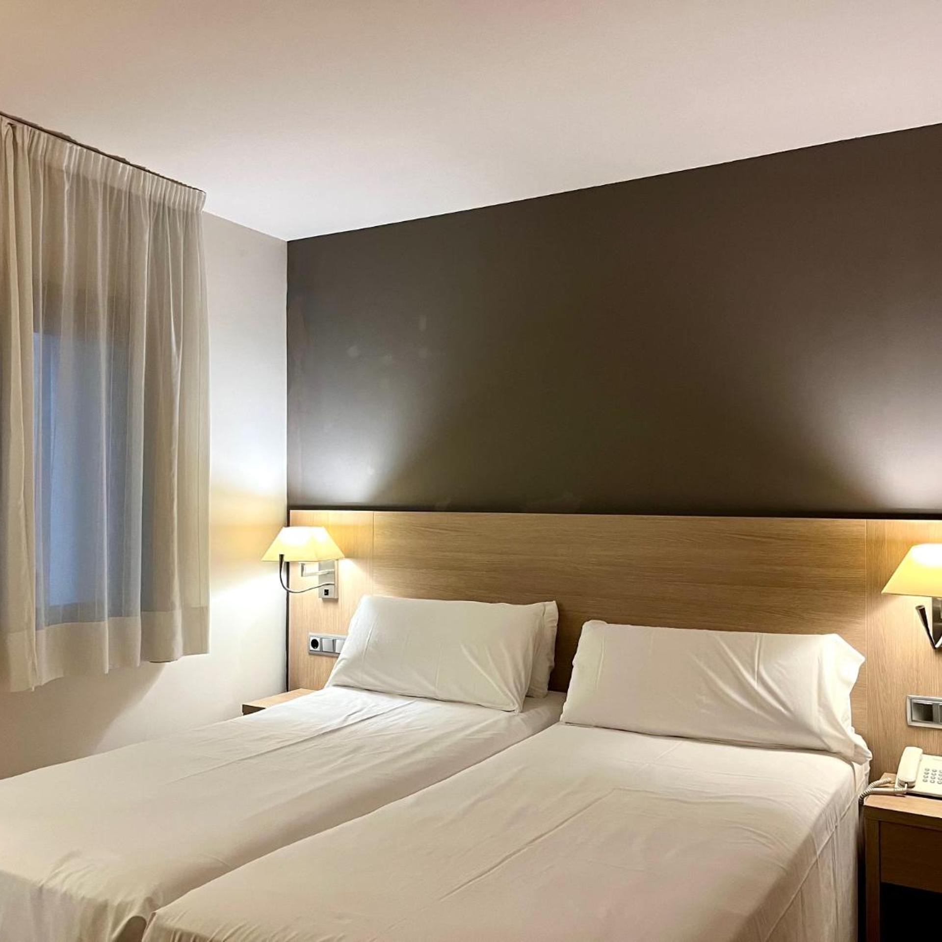 Budget, Double Bed