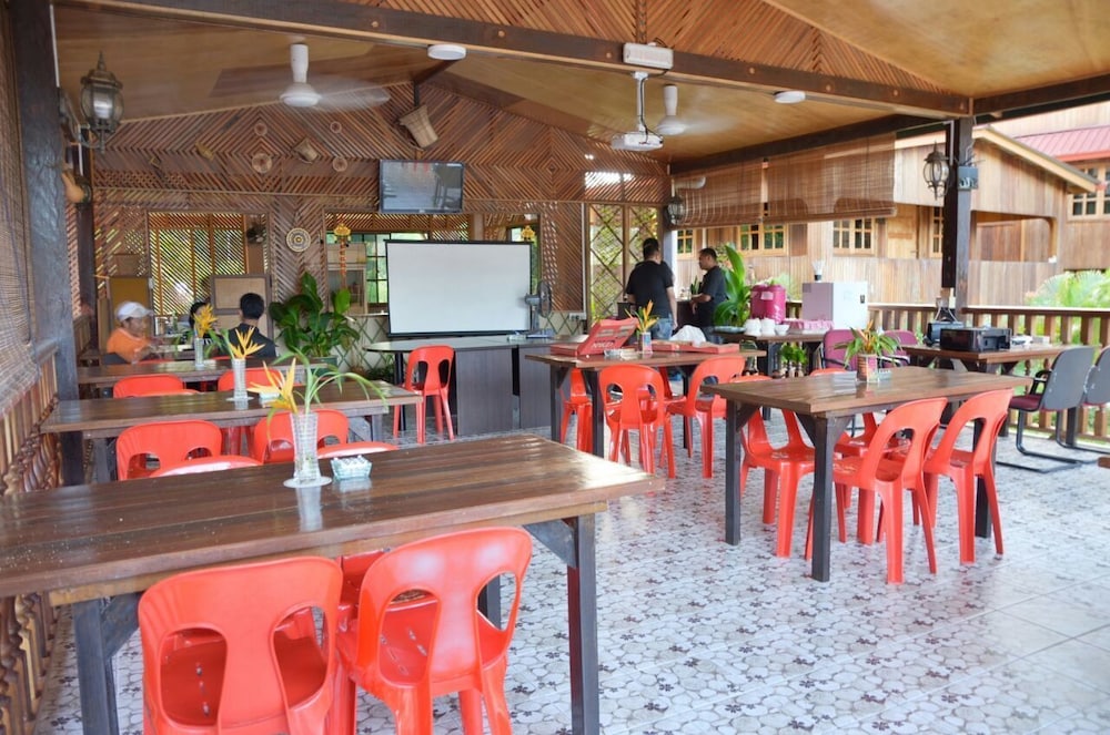 Borneo Tree House 16/25