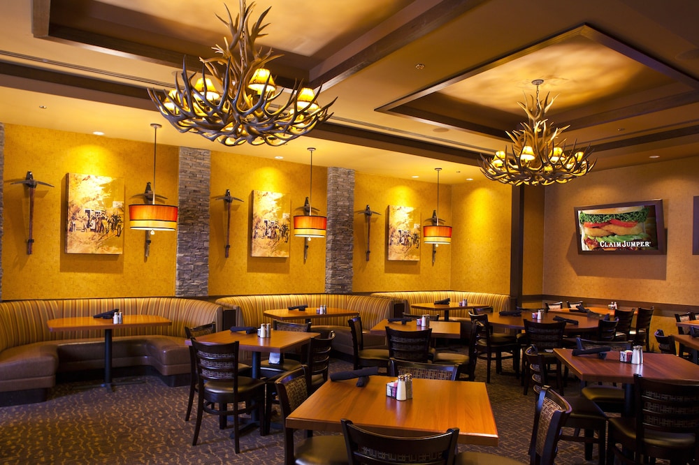 Golden Nugget Lake Charles 51/53