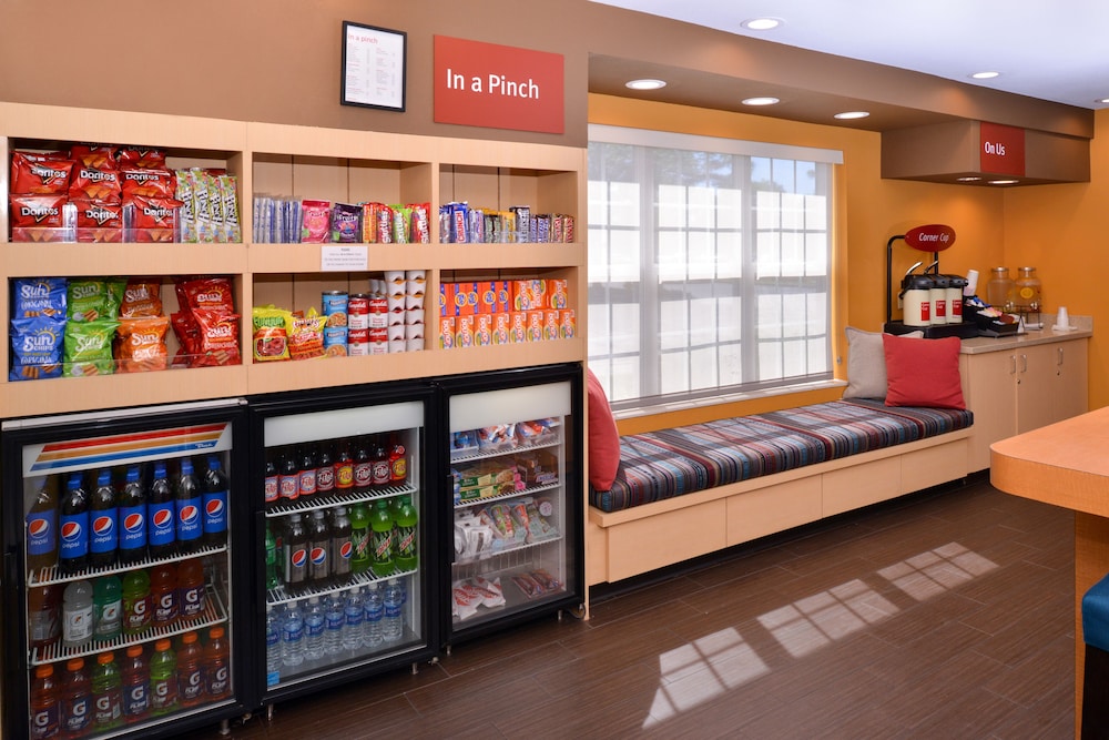 Candlewood Suites St Louis St Charles an IHG Hotel 21/36