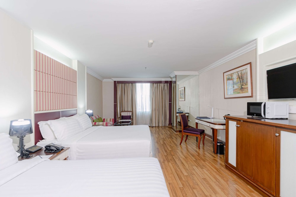 Golden Tulip Sovereign Hotel 14/50