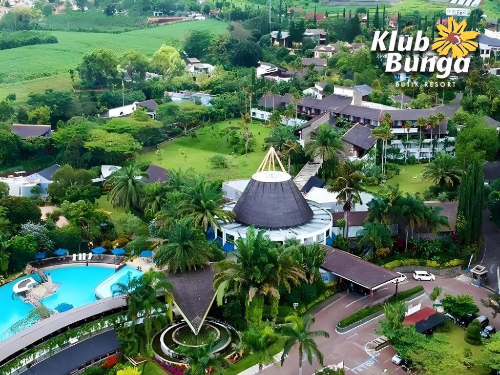 Klub Bunga Butik Resort 44/50