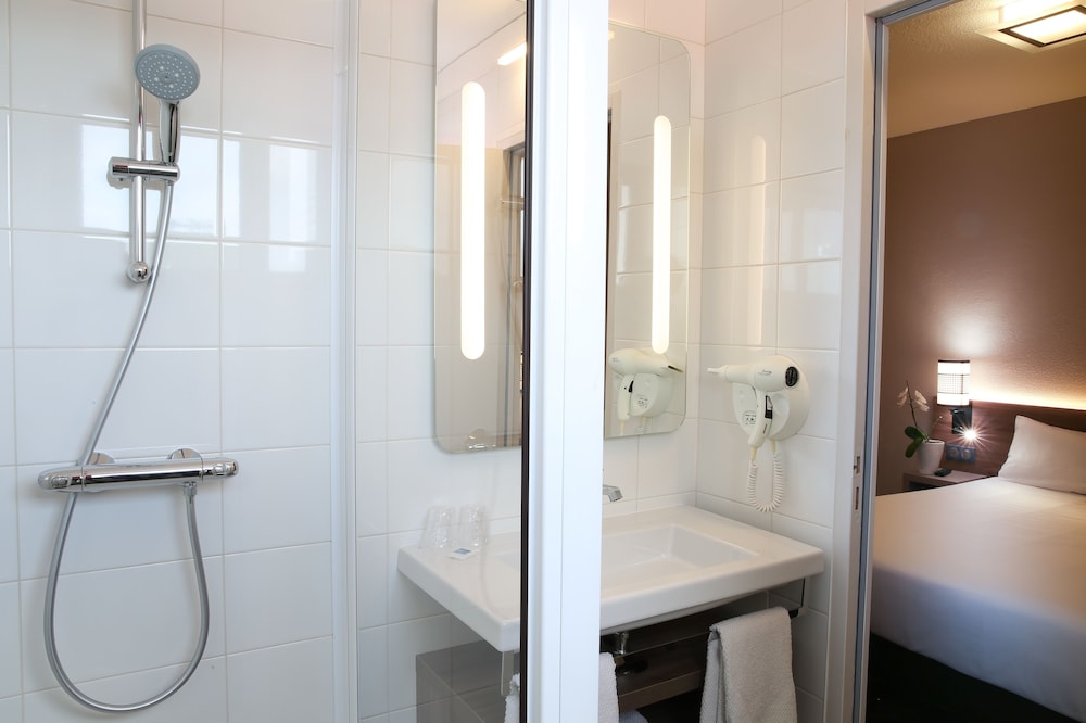 Ibis Budget Rennes Cesson 14/63