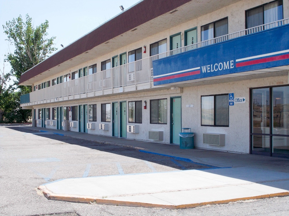 Motel6 Green River, UT 8/43