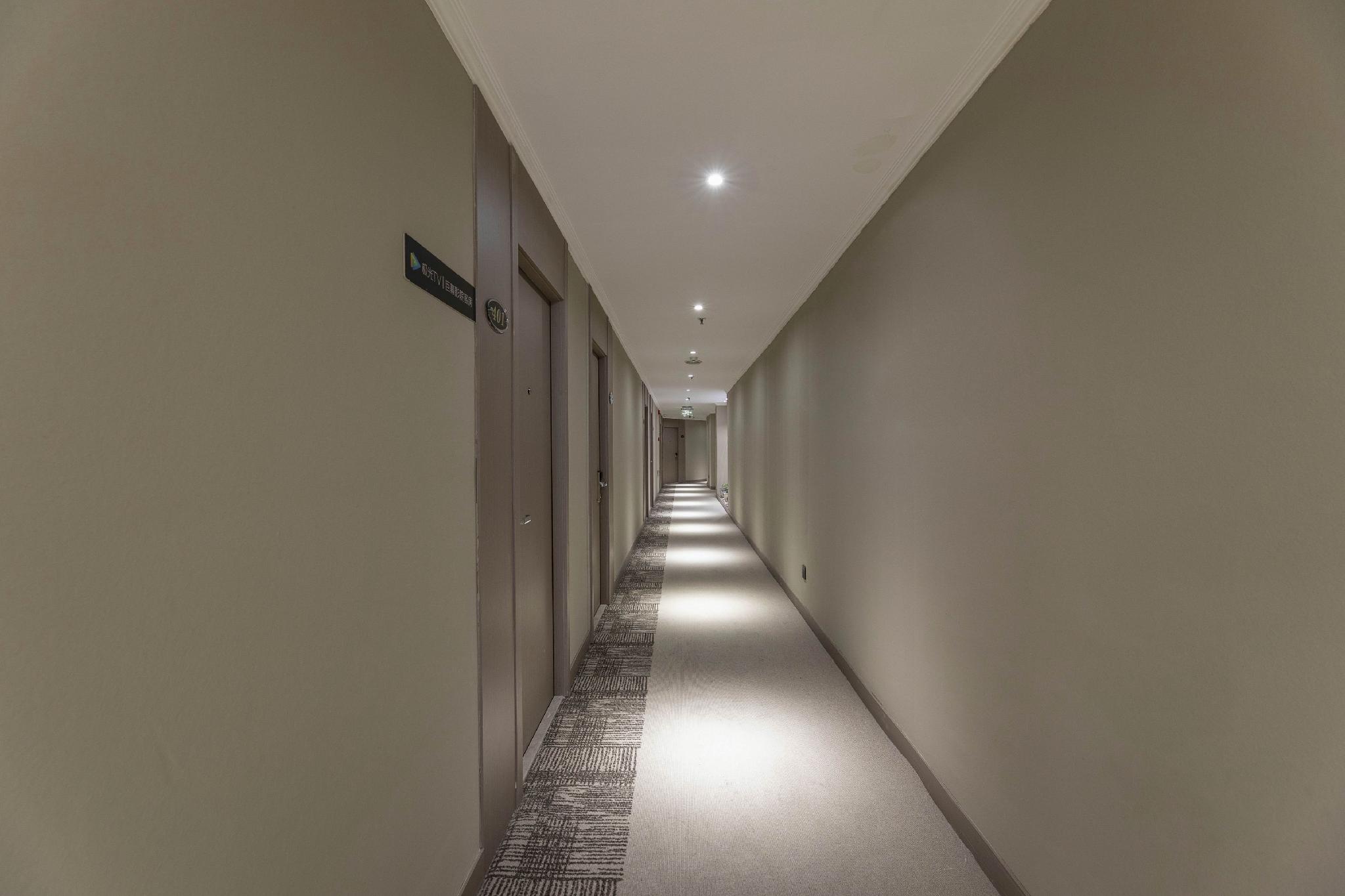 Home Inn Ningbo Tianyi Plaza Center 37/51