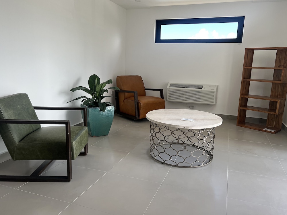 La Calma Poshtel 33/50