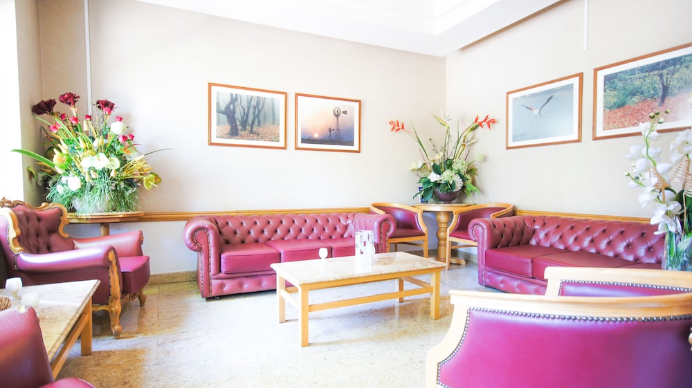 Nayland Hotel 51/66