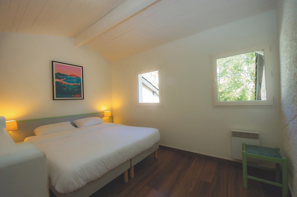 1 Bedroom, Apartment, 1 Double and 3 Single Beds