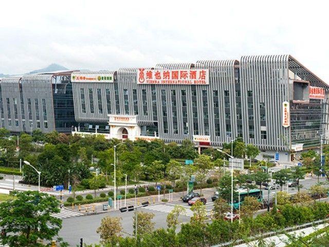 Vienna International Hotel (Shenzhen North Railway Station) 48/54