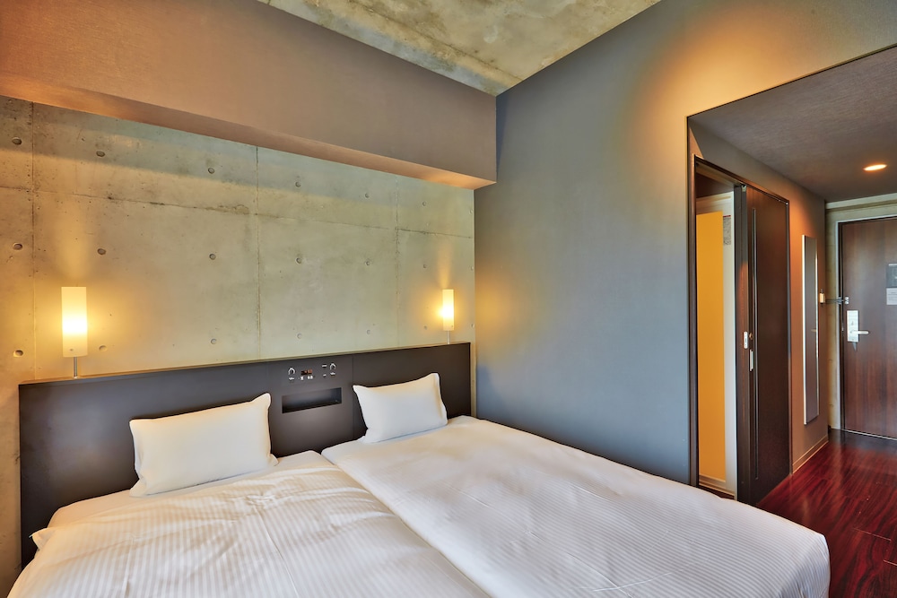 Hollywood, Premium, Twin Beds