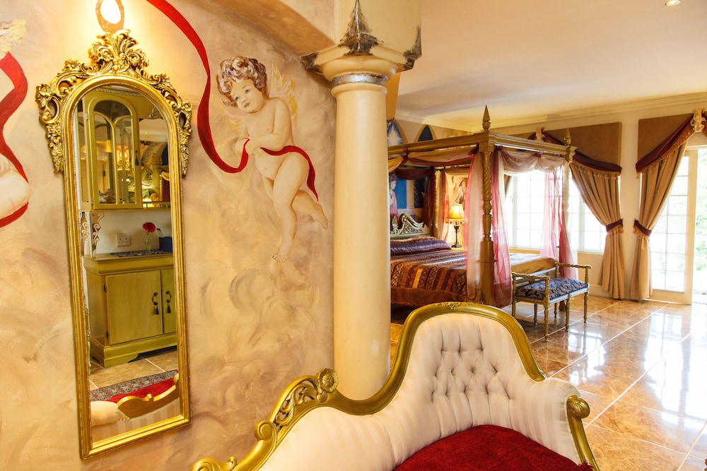 The Angels Place Boutique Hotel 3/38
