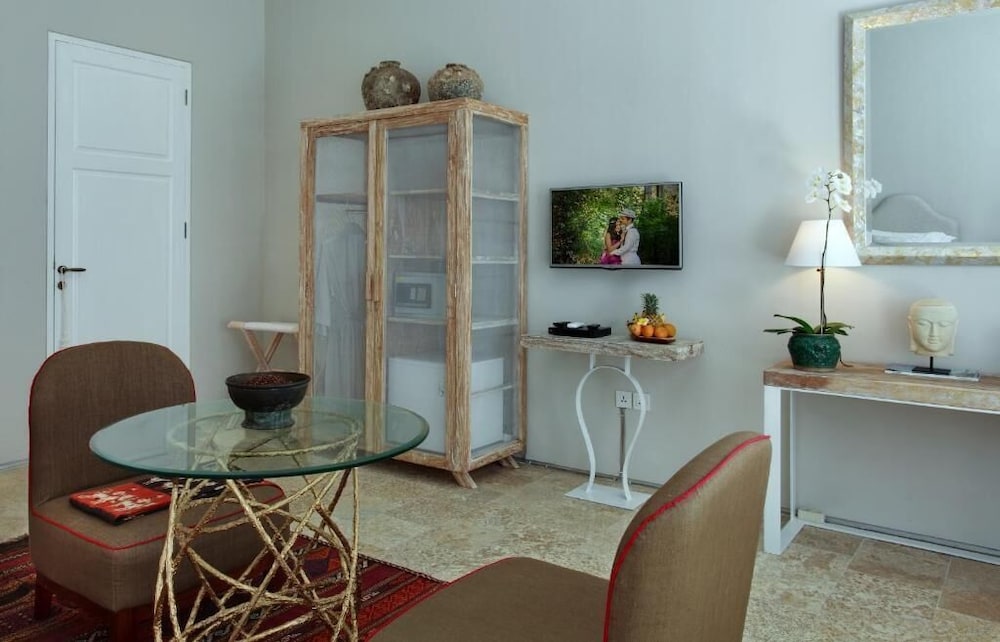 Room & Vespa 4 25/35