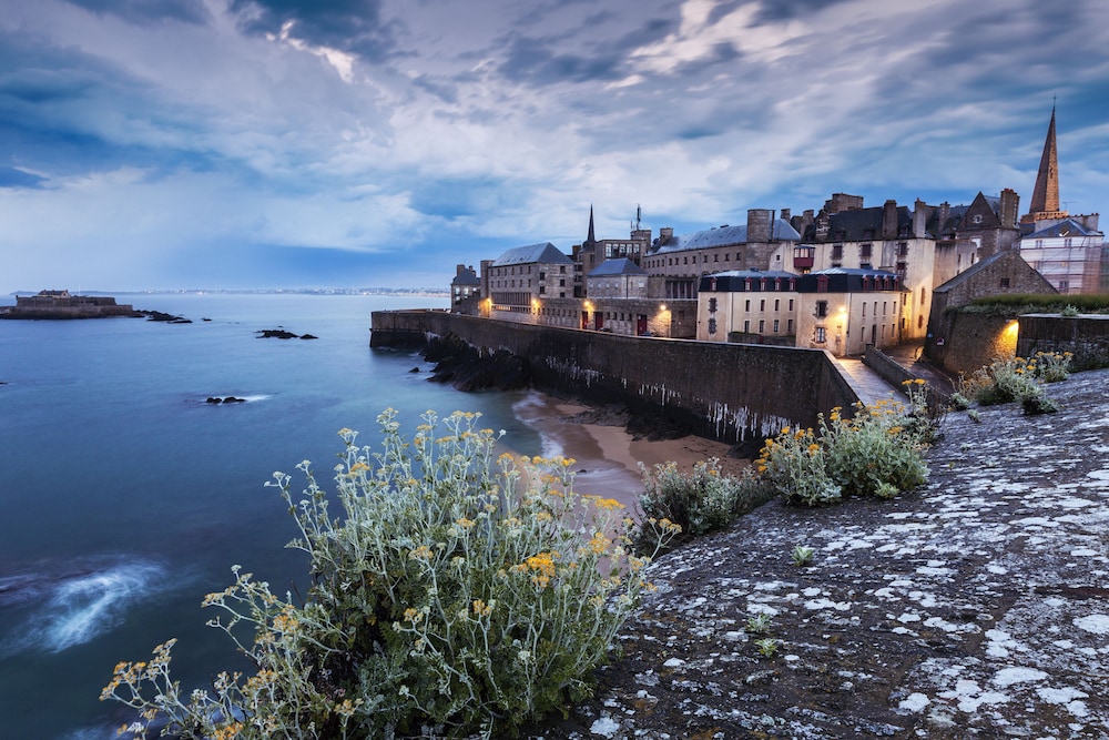 Hotel des Marins 43/50