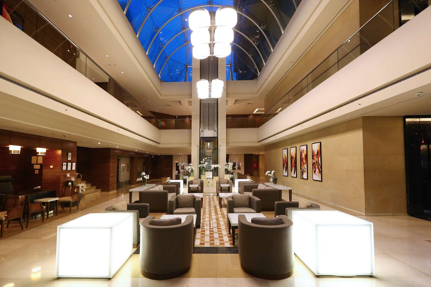 Ramada Plaza by Wyndham Beirut Raouche 14/34