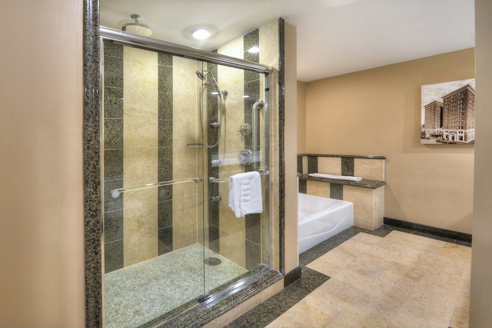 Crowne Plaza Downtown Orlando 29/79