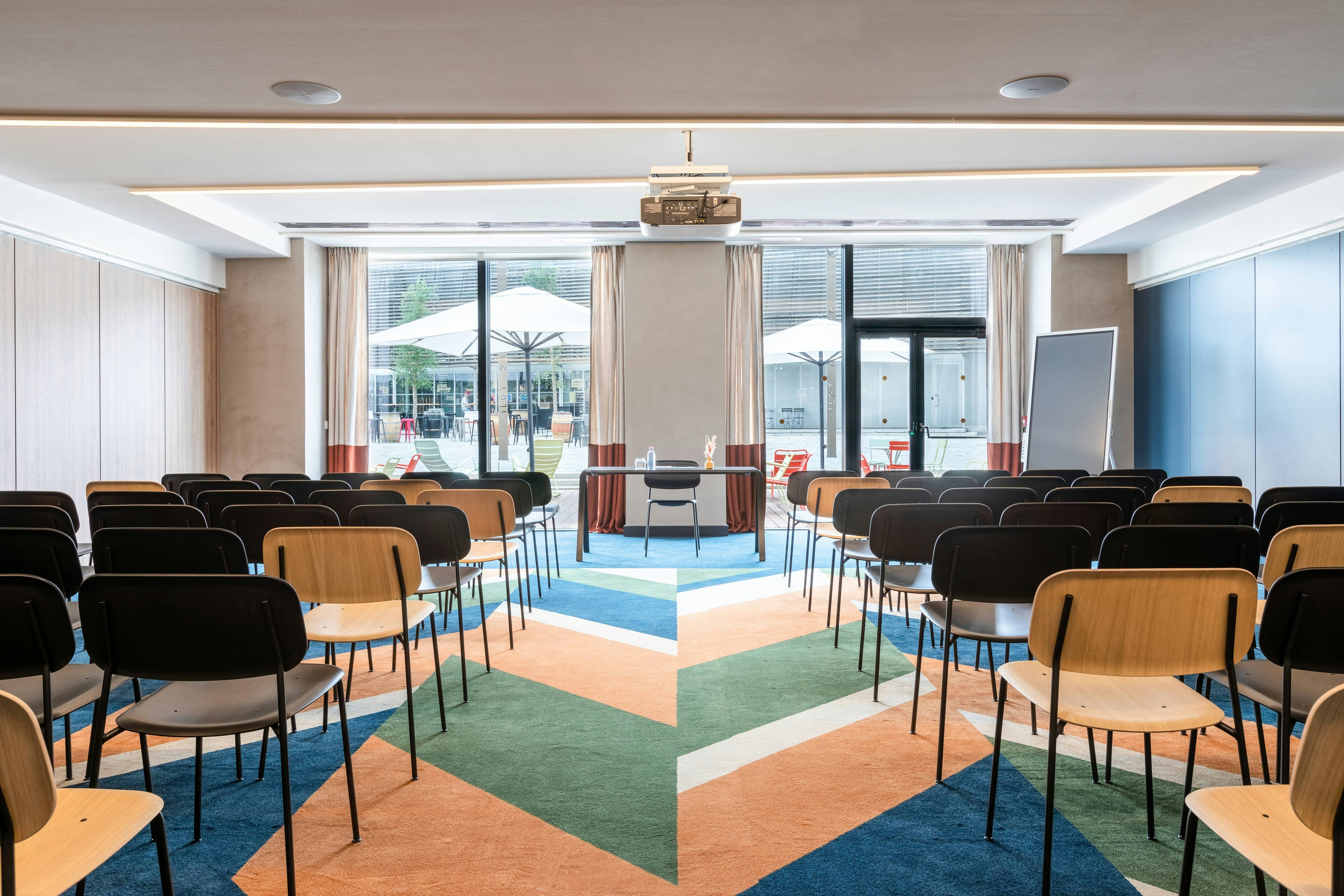 Renaissance Bordeaux Hotel 25/27