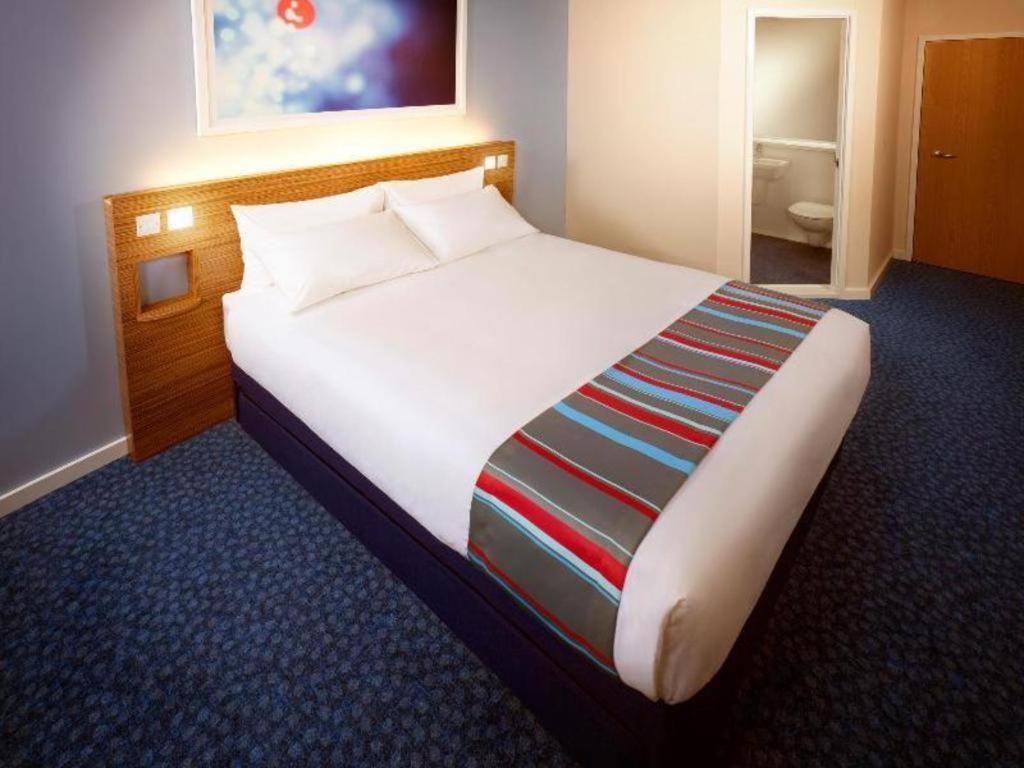 Travelodge Kidderminster 16/26