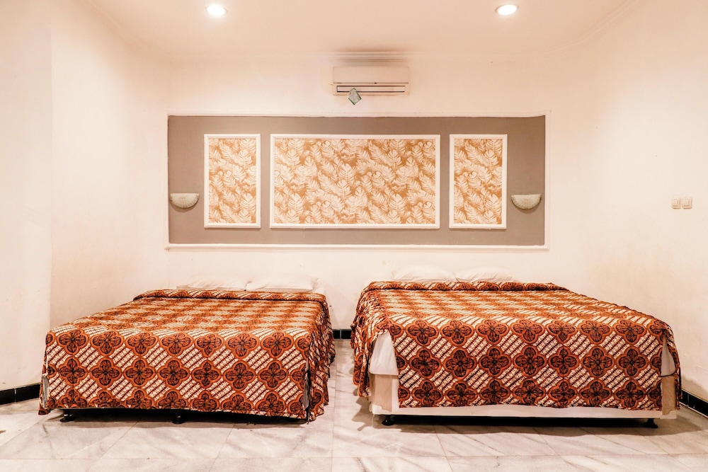 Hotel Limaran photo3