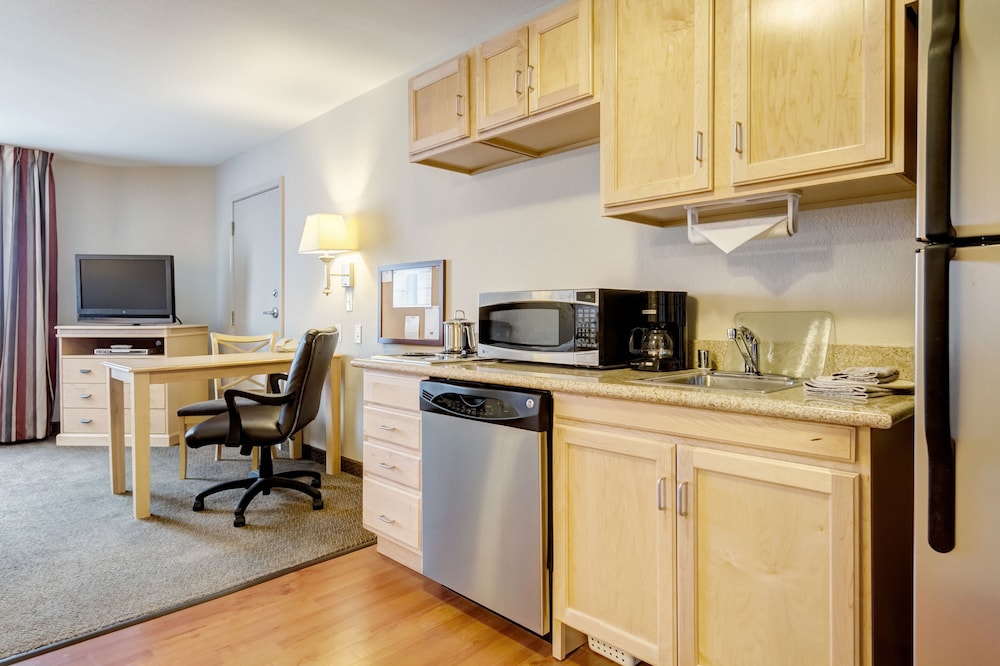Candlewood Suites Paducah 44/65