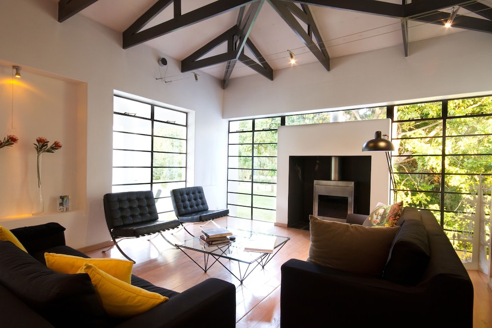 Bloomestate Luxury Retreat 37/61