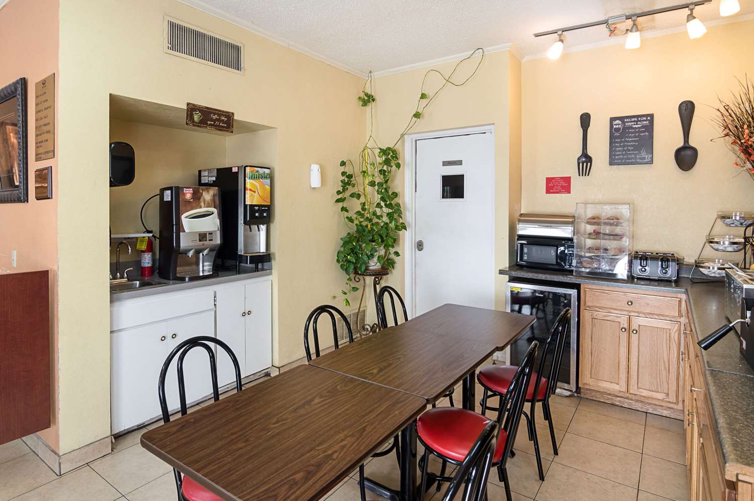 Econo Lodge Dalhart Hwy 54 - Hwy 287 10/18