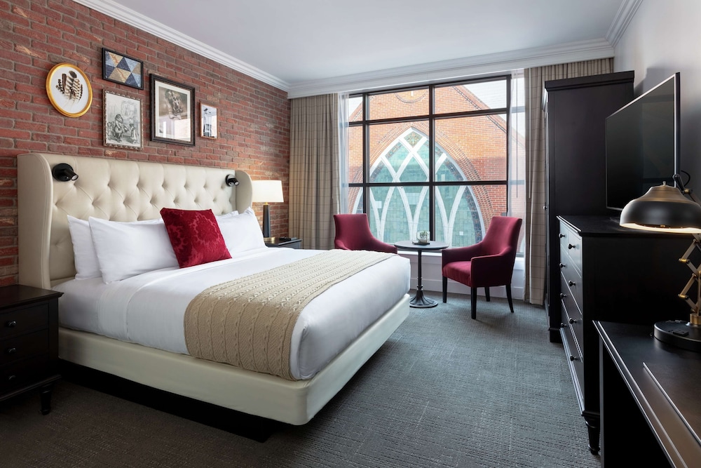 Foundry Hotel Asheville Curio Collection By Hilton 8/49