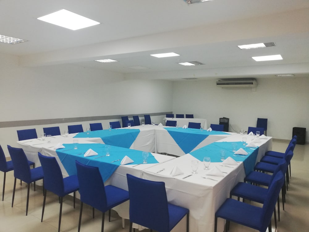 Ayenda Mar Azul Neiva 48/61