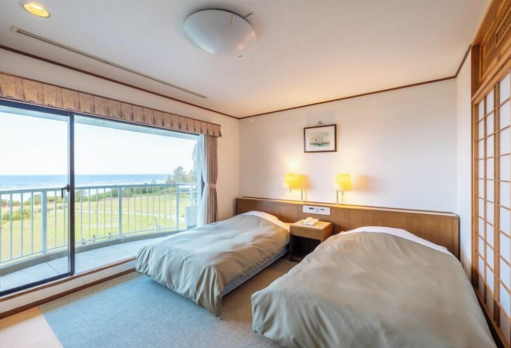 COMFORT, SUITE