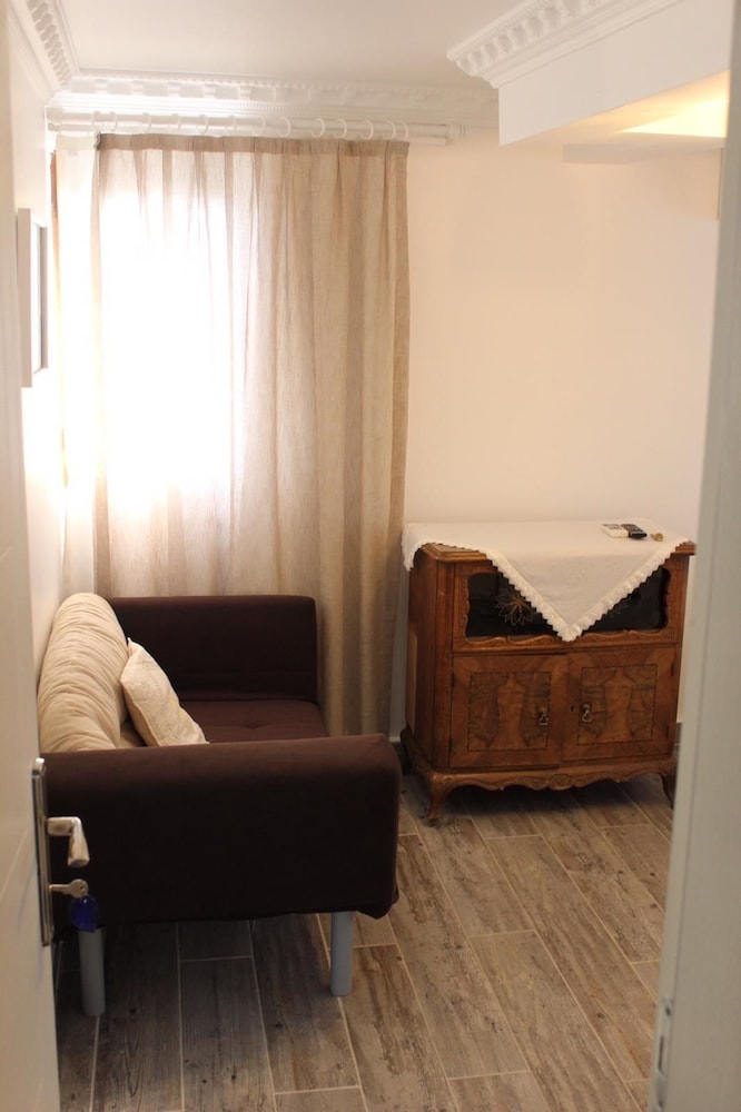 Silenos Boutique Hotel 20/44