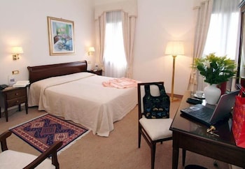 Villa Crispi 19/37