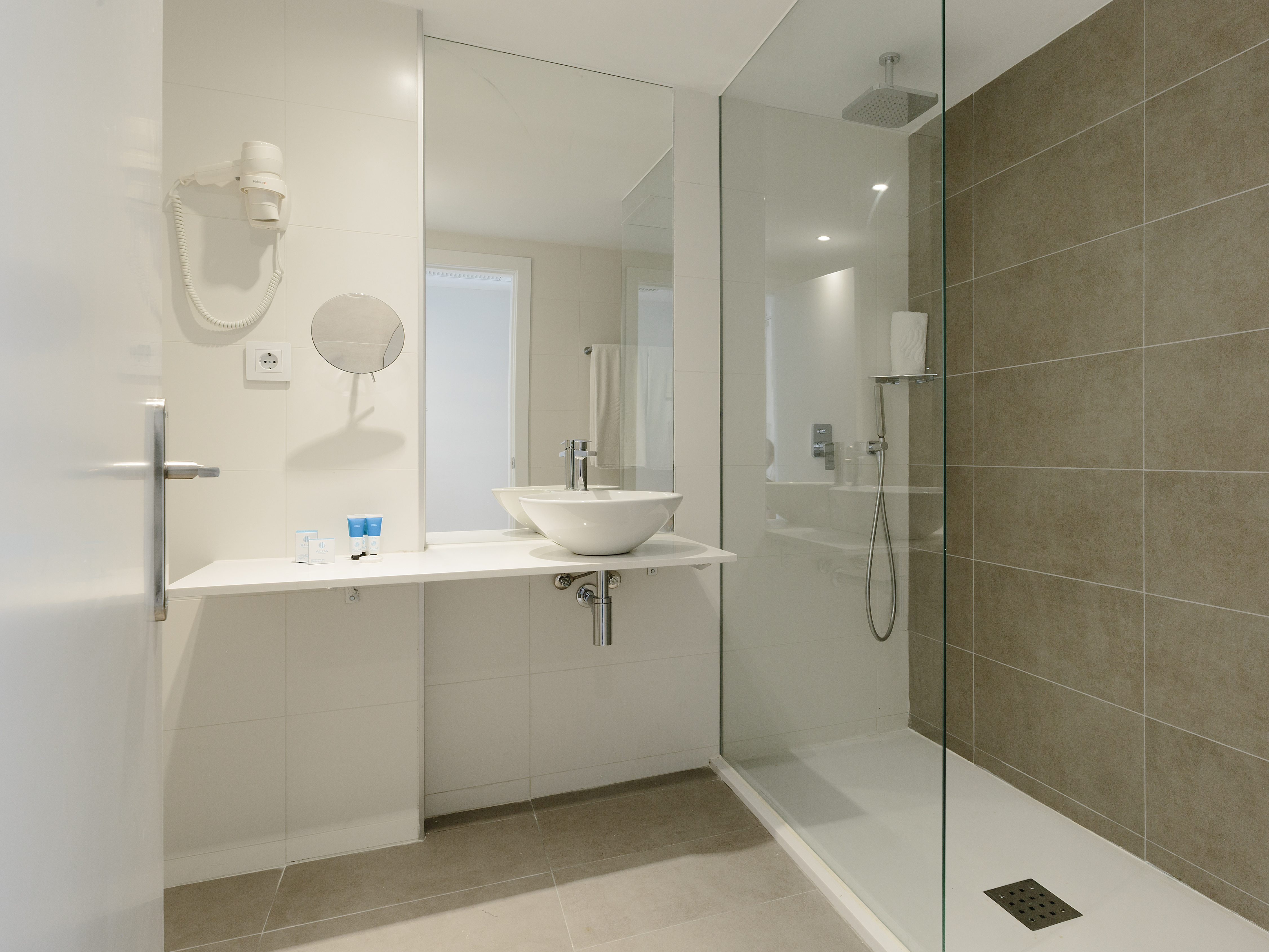 غرفة قياسية مفردة بسرير مزدوج، Aluasoul Mallorca Resort - Adults Only 2/3