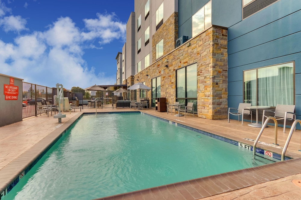 TownePlace Suites Houston I-10 East 6/61