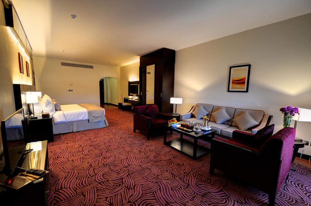 شركة واجهة طيبة الفندقية(Taiba Front Hotel Ex Elaf Al Majeedi) 37/50