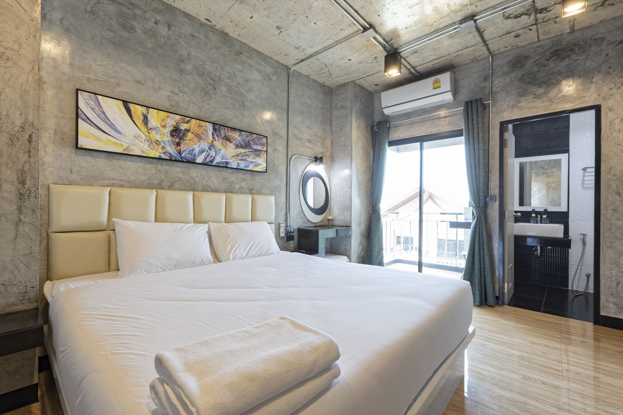 COMFORT, DOUBLE BED