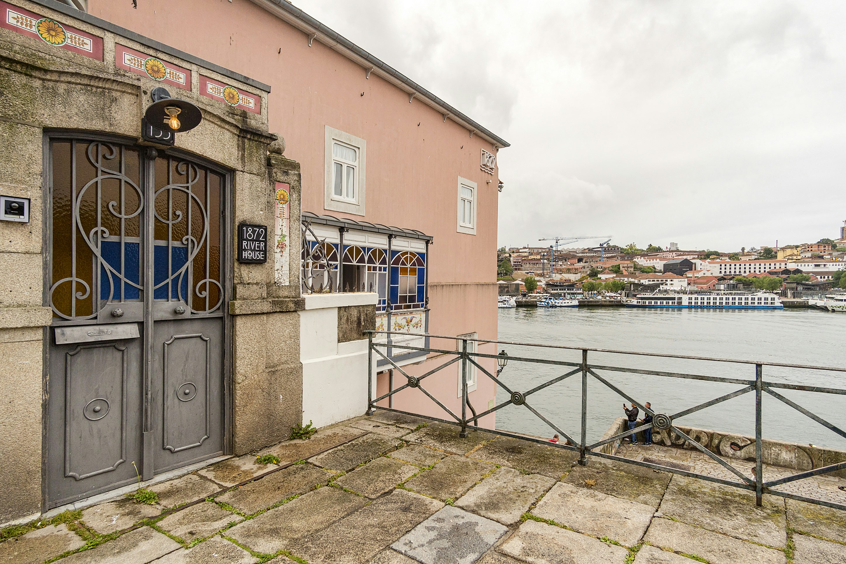 1872 River House 52/57
