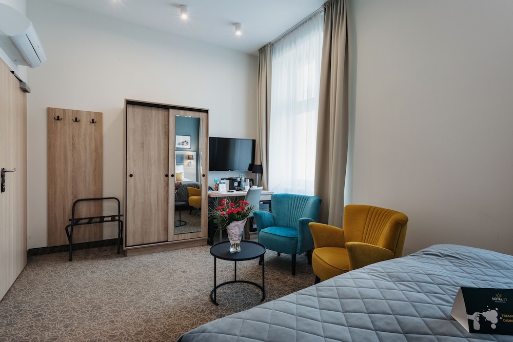 Hotel 32 Krakow Old Town 46/48