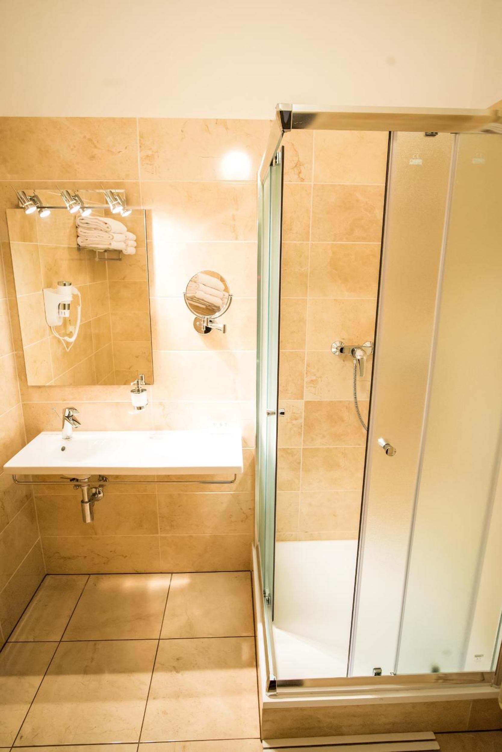 Superior, Triple, Single Bed, Hotel City Bell 9/9