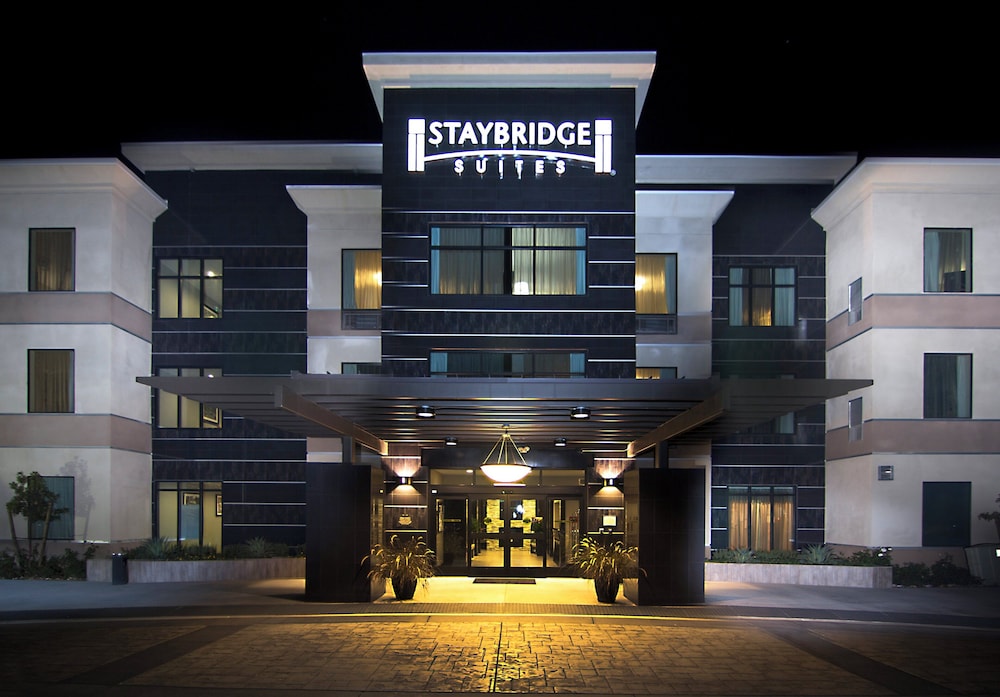 Staybridge Suites Carlsbad/San Diego 2/73