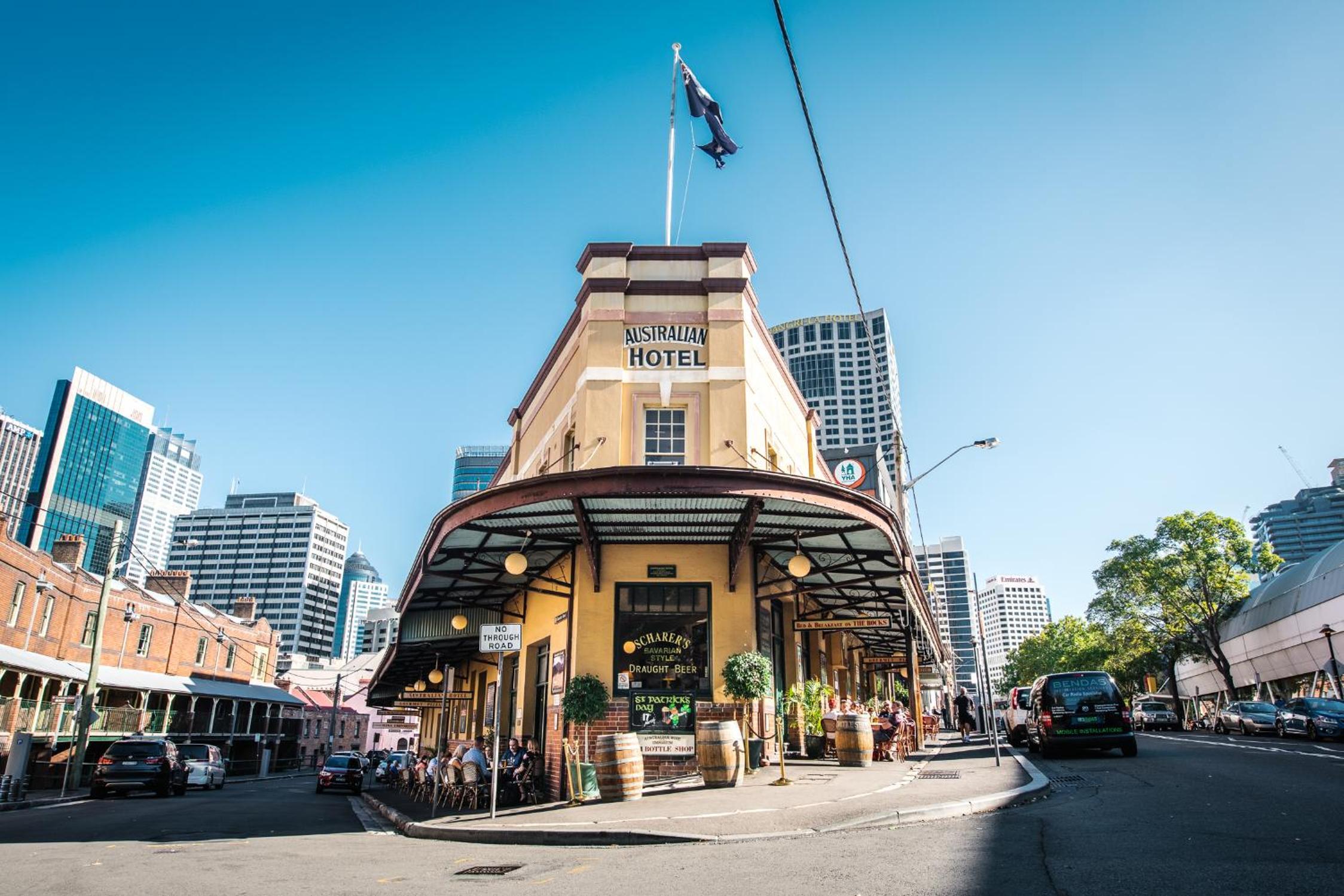 AUSTRALIAN HERITAGE HOTEL 48/53