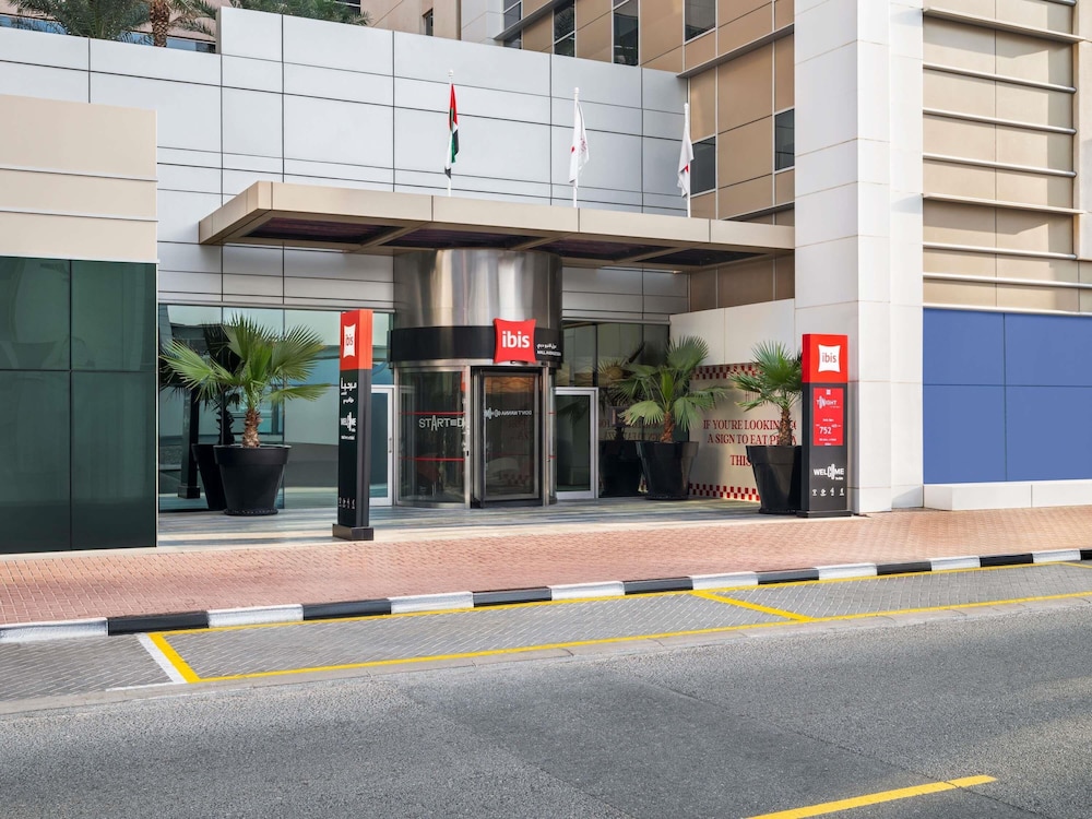 Ibis Mall Avenue Dubai 41/50