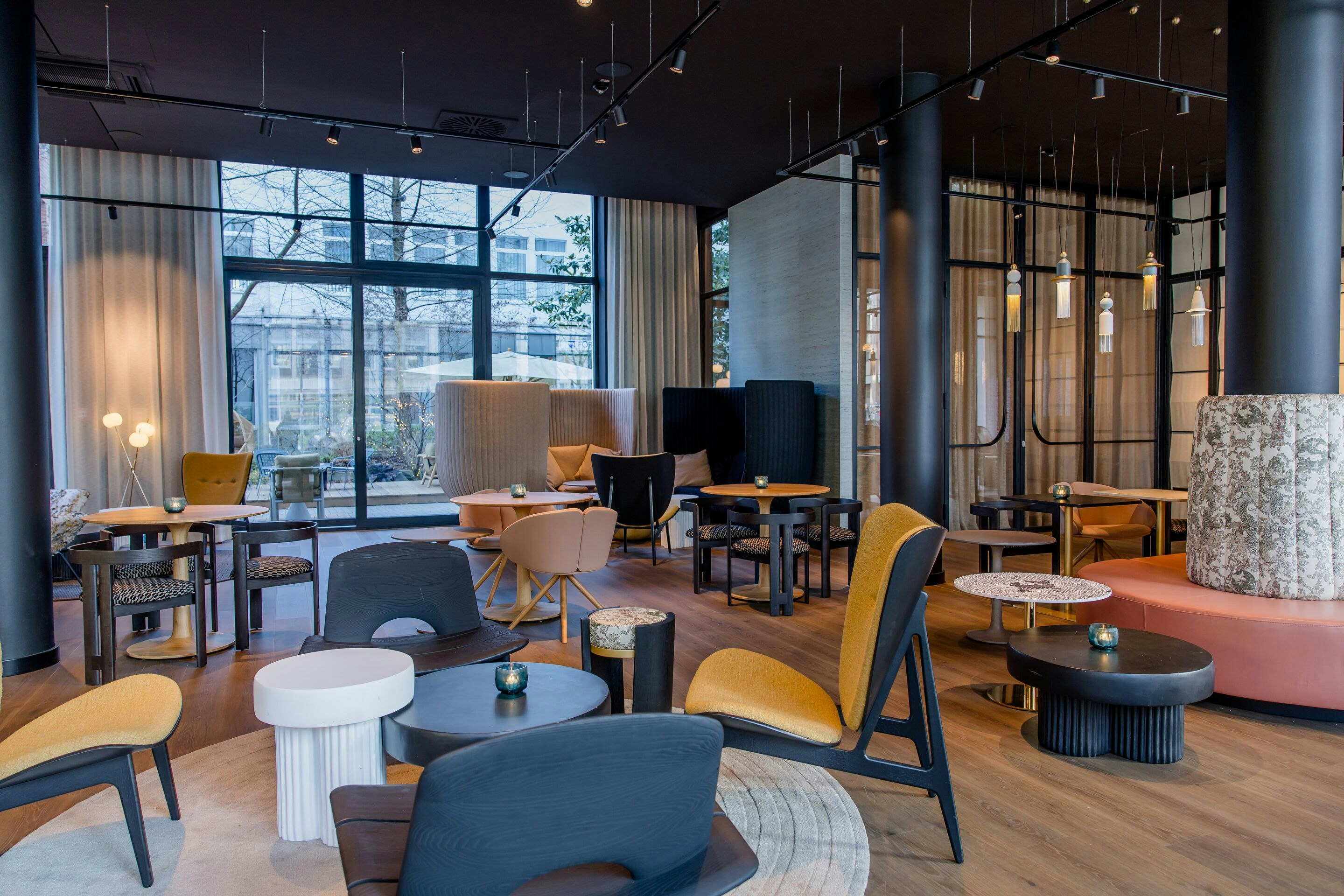Hotel Motel One Dusseldorf-Hauptbahnhof 18/36
